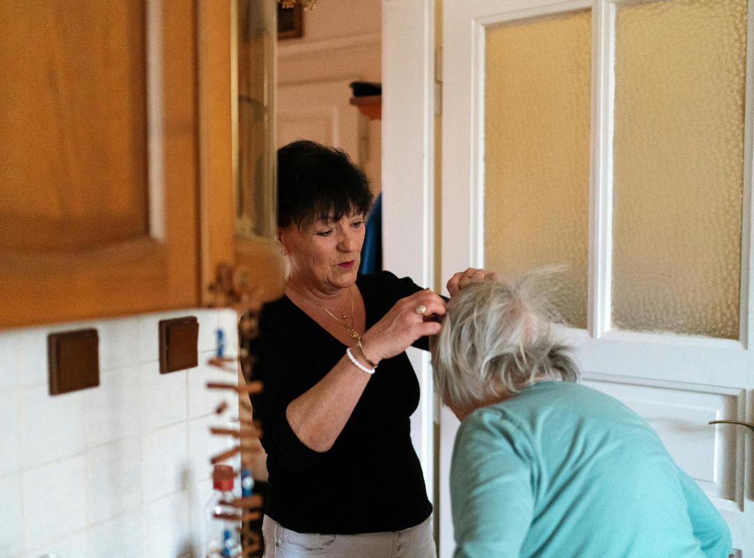 A Guide to When Someone With Dementia Should Go Into a Care Home